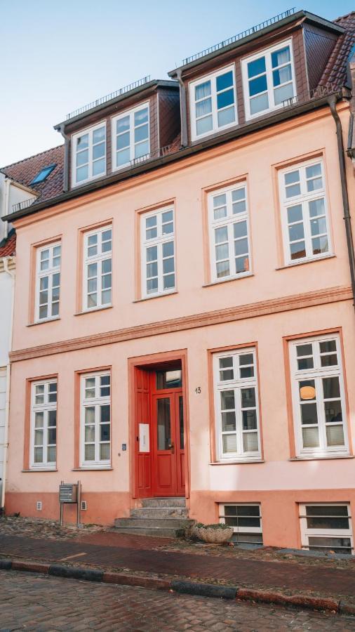 רוסטוק Lieblingsapartment No.10 Mit 2 Schlafzimmern Und Eigener Terrasse מראה חיצוני תמונה